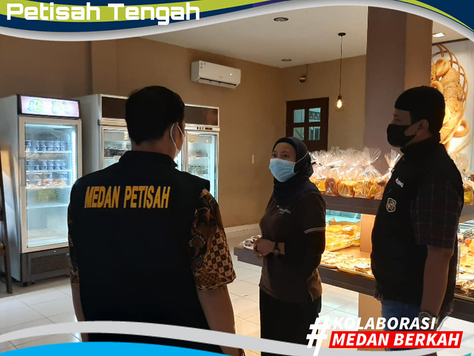 Giat Pemantauan Prokes Usaha Kuliner Selama Bulan Ramadhan di Kecamatan Medan Petisah